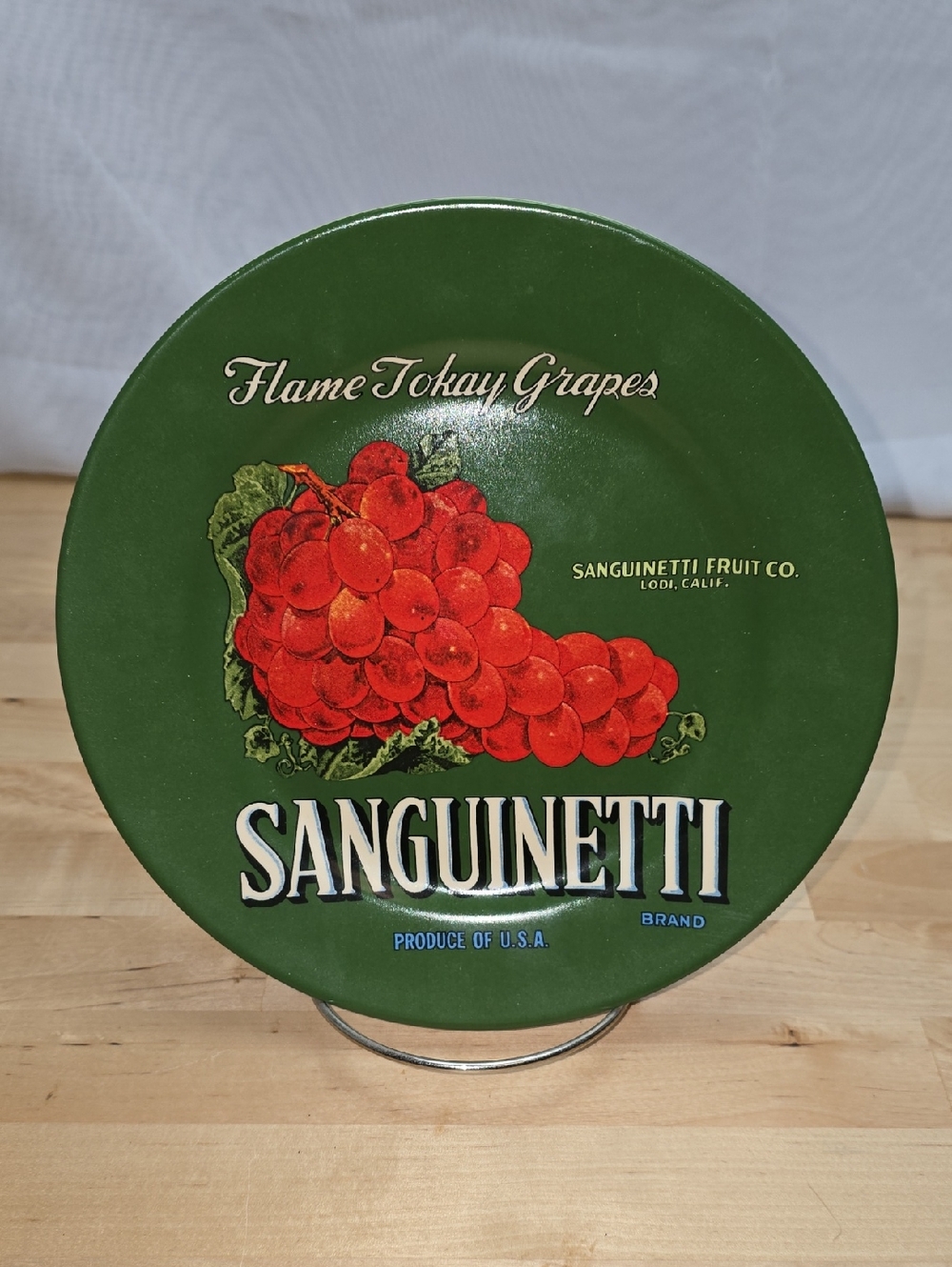Oneida Vintage Label Collection Plate Size 8” Sanguinetti